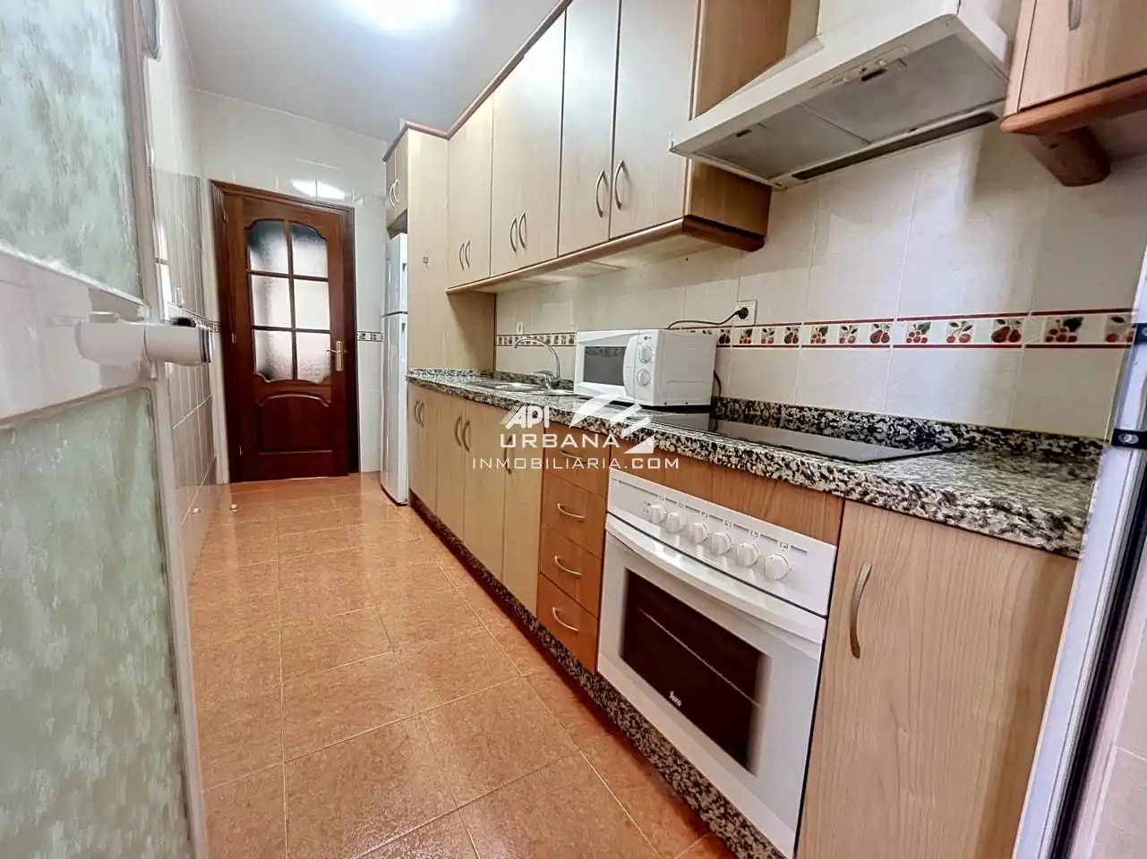 Cocina de Planta baja en venta en Lucena con Trastero