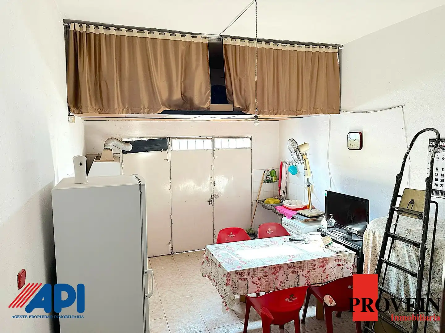 Casa adosada en venta en Calle Cristo del Amparo, Santa Cruz del Retamar pueblo