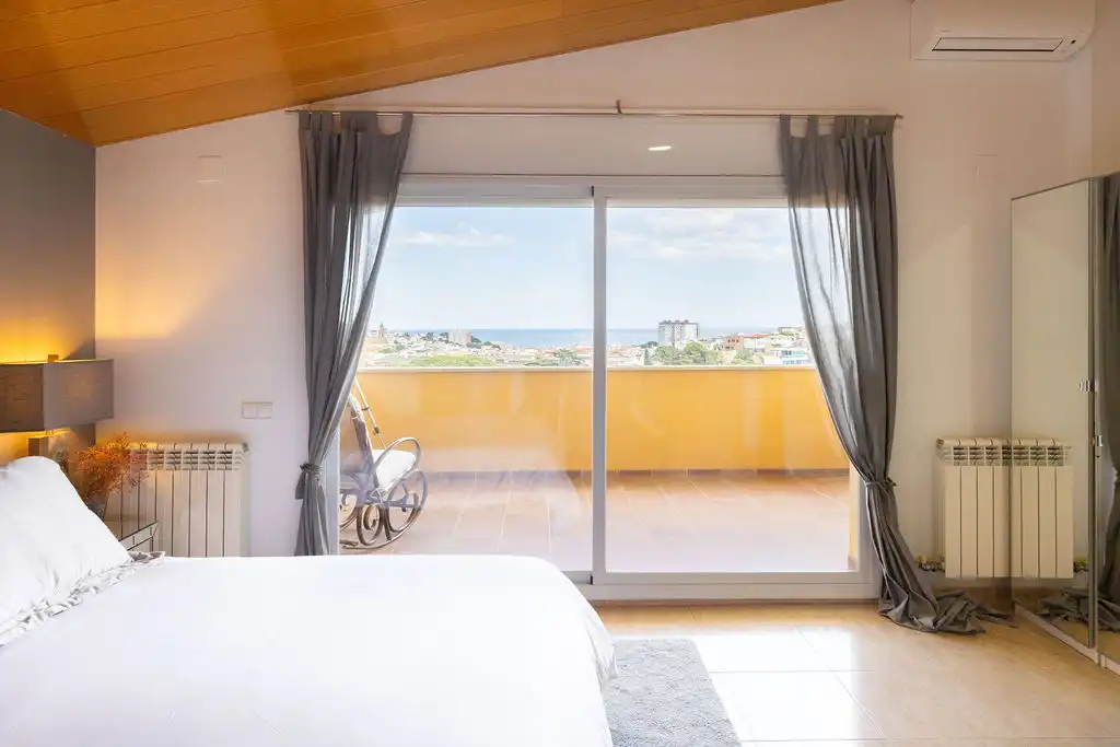 Casa amb piscina en venda a Canet de Mar, imagen 17