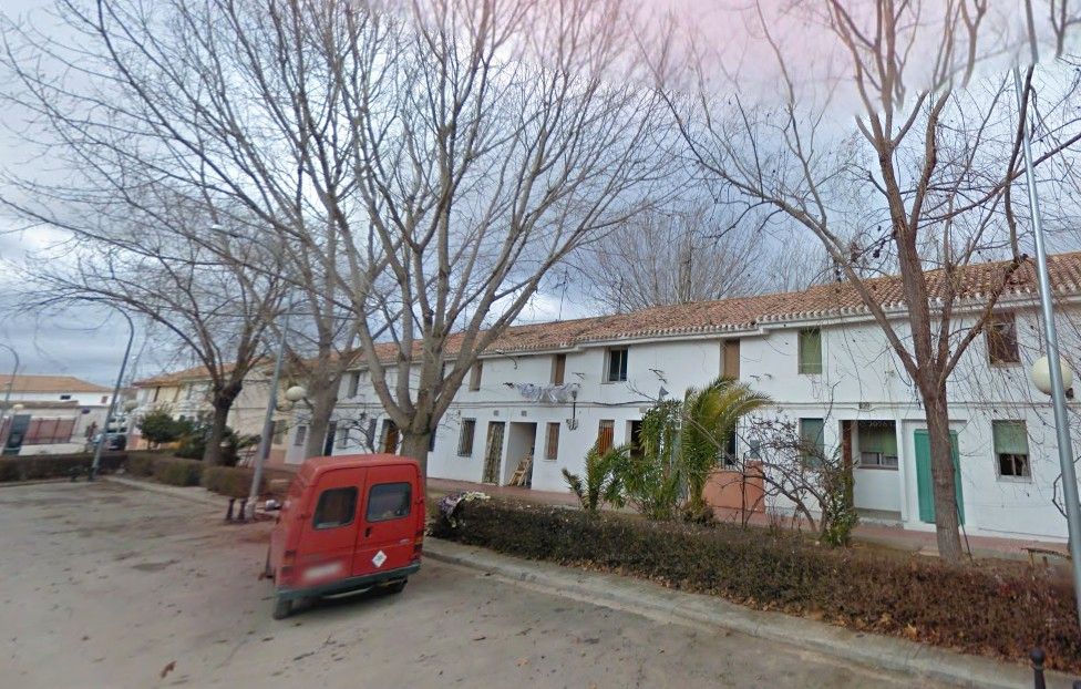 Exterior view of Single-family semi-detached for sale in Pedro Muñoz