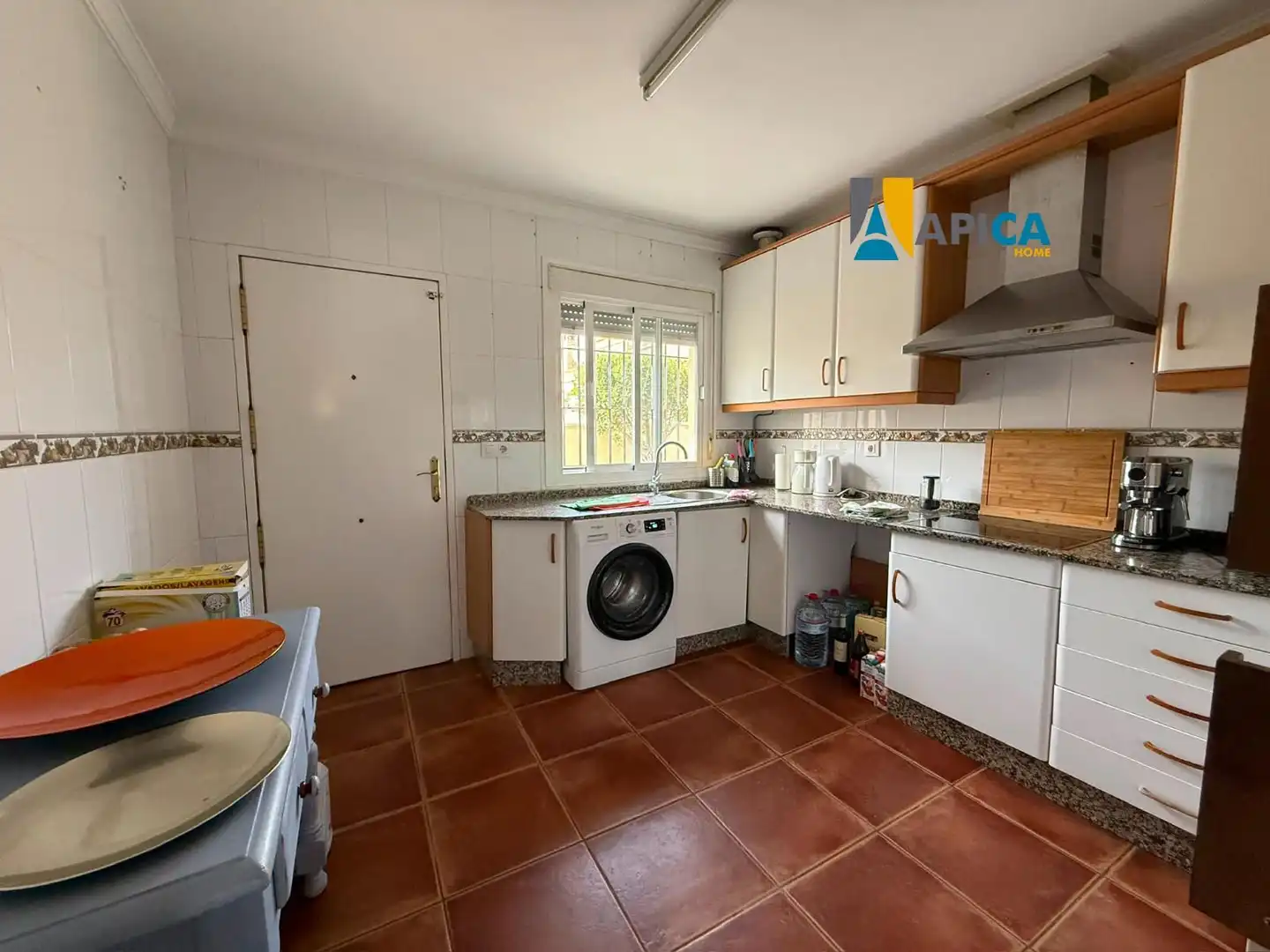 Cuina de Casa o xalet en venda en Chiclana de la Frontera amb Terrassa i Moblat