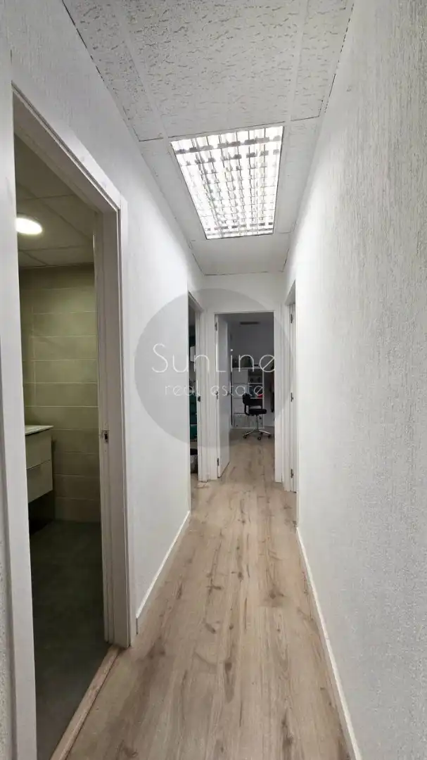 Oficina de alquiler en Valencia con Trastero y Amueblado