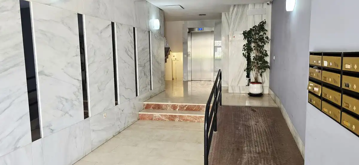 Pis amb piscina en venda a Avenida Miramar 21, imagen 24