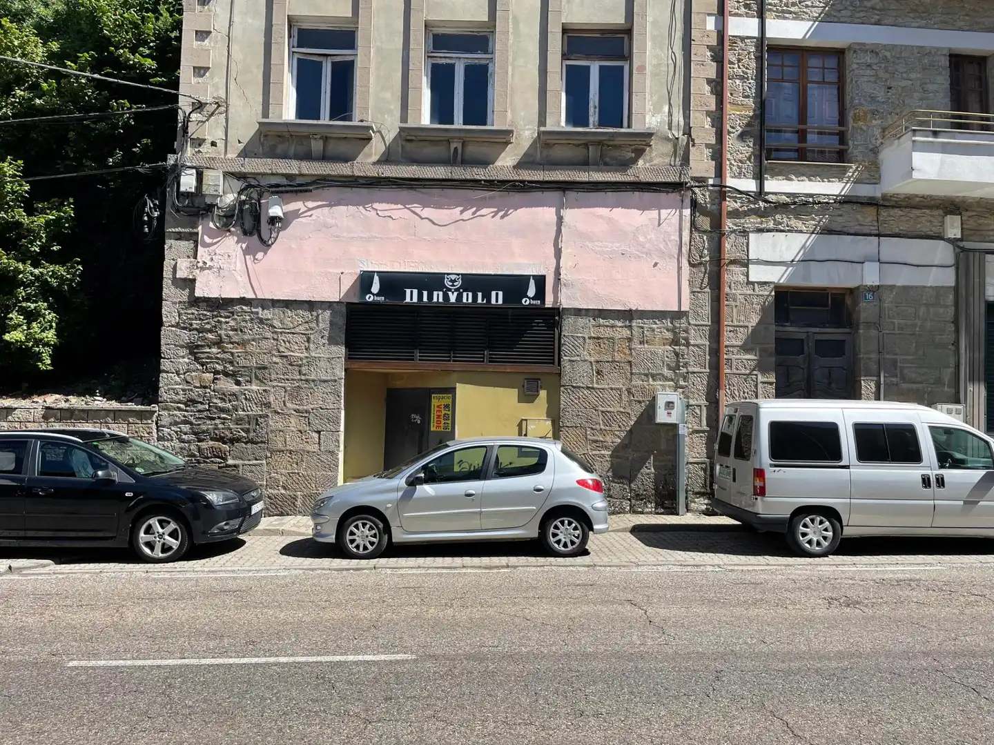Local comercial en venda a Villablino