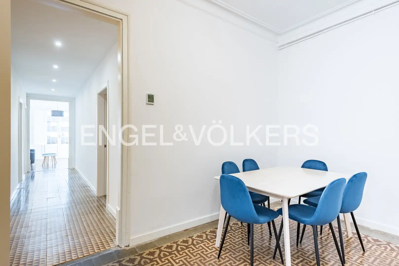 Comedor de Piso de alquiler en Barcelona con Aire acondicionado, Calefacción y Trastero