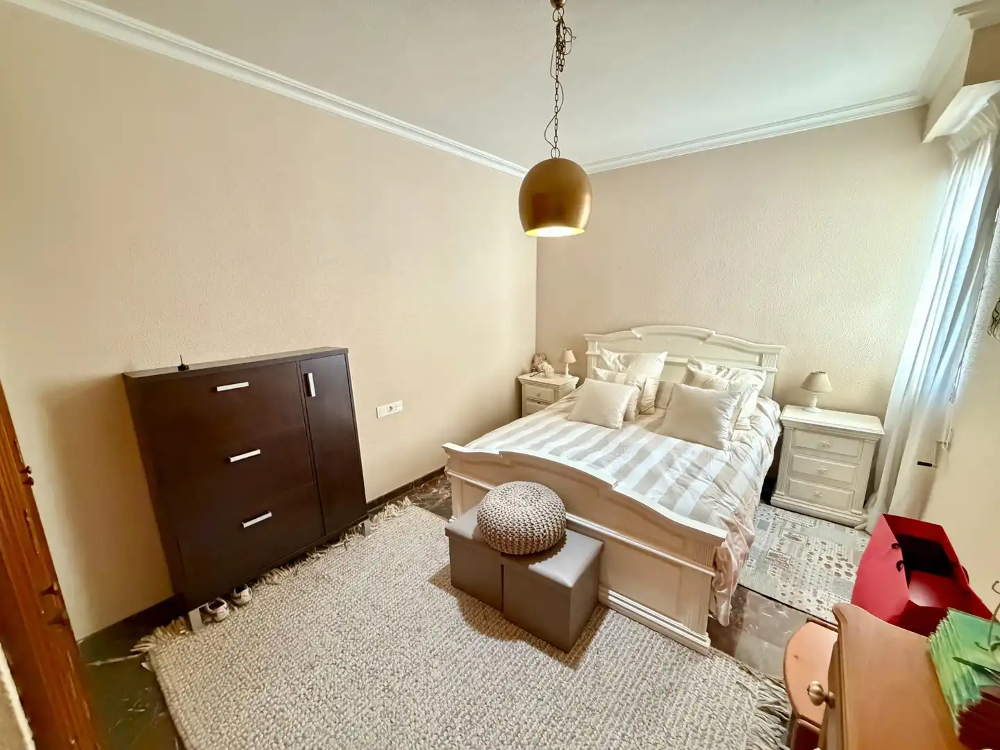 Bedroom of Flat for sale in Silla  with Air Conditioner and Furnished