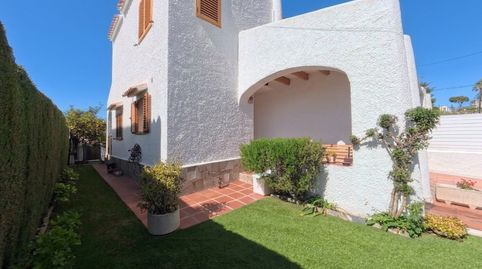 Foto 4 de Casa adosada en venta en Carrer Puigmal, Cunit Residencial, Cunit