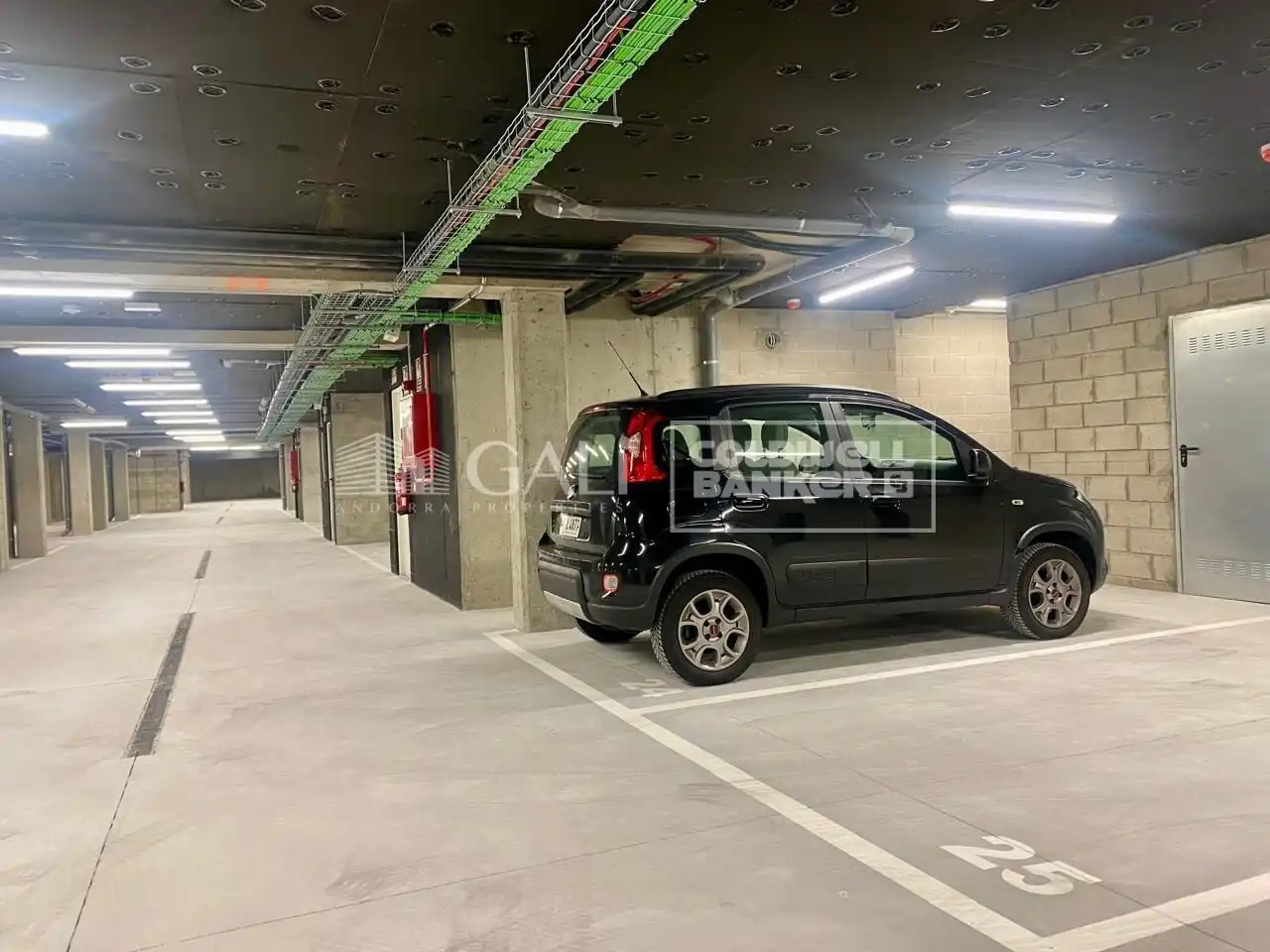 Aparcament de Pis de lloguer en Canillo amb Calefacció, Jardí privat i Terrassa