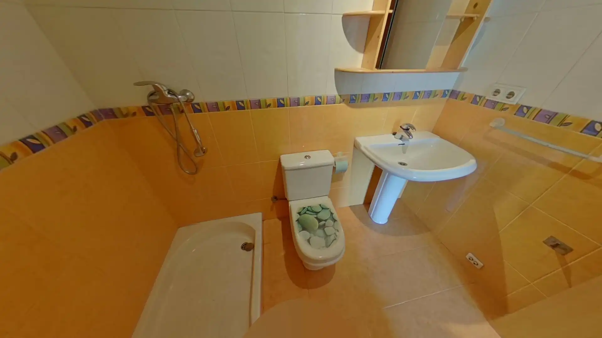 Bathroom of Duplexes for sale in Torrelles de Foix  with Terrace, Storage room and Balcony