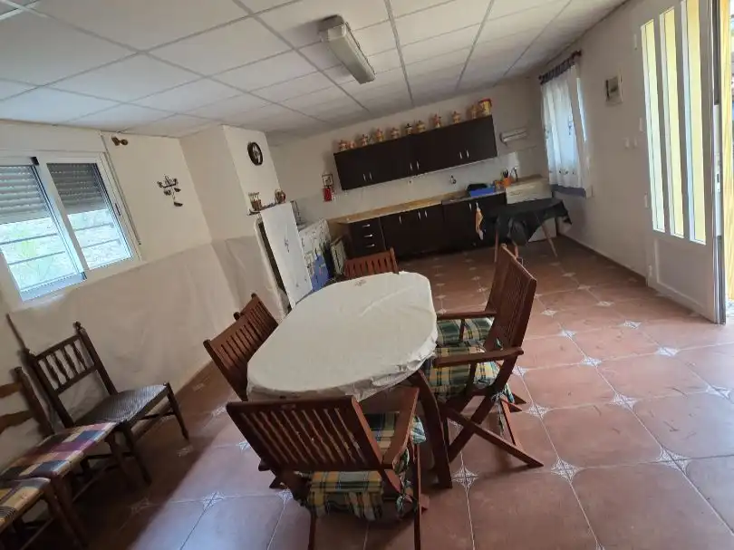 Maison rustique avec piscine à vendre à Avenida Luis de los Reyes 0, imagen 3