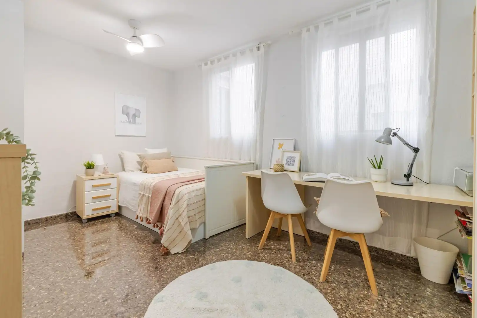 Habitación de Piso en venta en Paterna con Aire acondicionado, Calefacción y Balcón