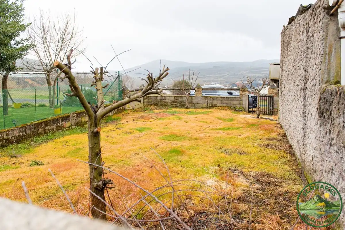 Casa o chalet en venta en Fabero con Jardín privado y Trastero