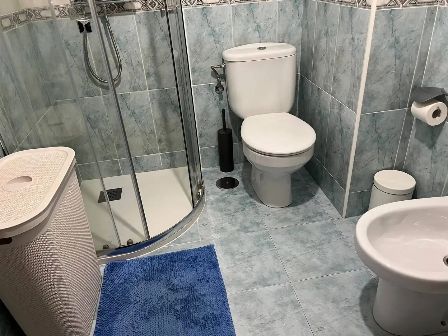 Badezimmer von Wohnung zur Miete in Santiago de Compostela  mit Heizung und Möbliert