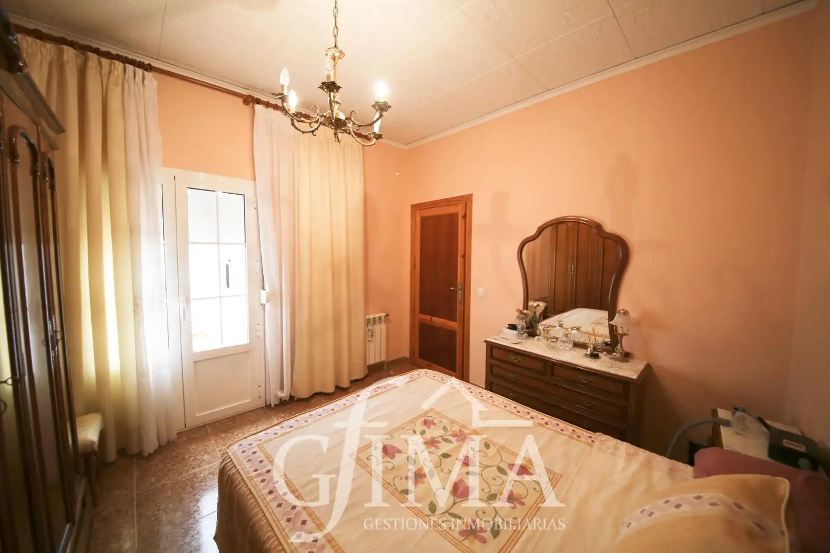 Bedroom of Houses for sale in Tomelloso  with Air Conditioner, Heating and Terrace