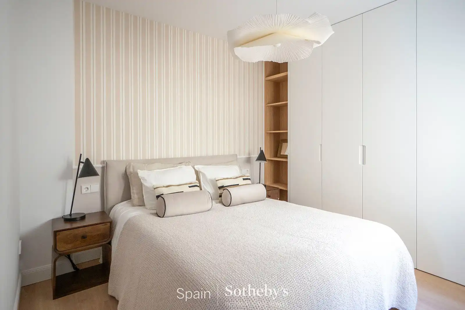 Schlafzimmer von Wohnungen zum Verkauf in Madrid mit Klimaanlage und Heizung