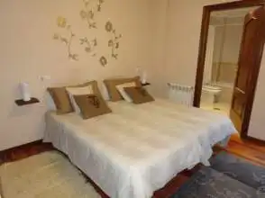 Bedroom of Flat for rent in Gijón   with Heating, Parquet flooring and Terrace
