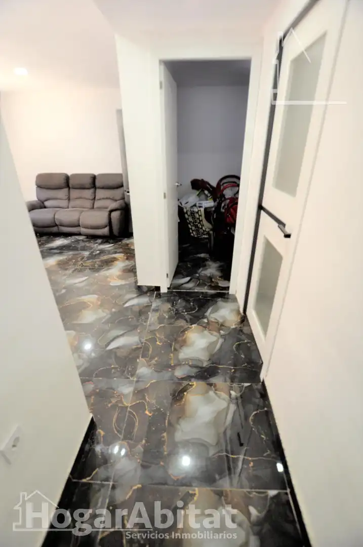 Wohnung zum Verkauf in Valencia mit Klimaanlage, Heizung und Balkon