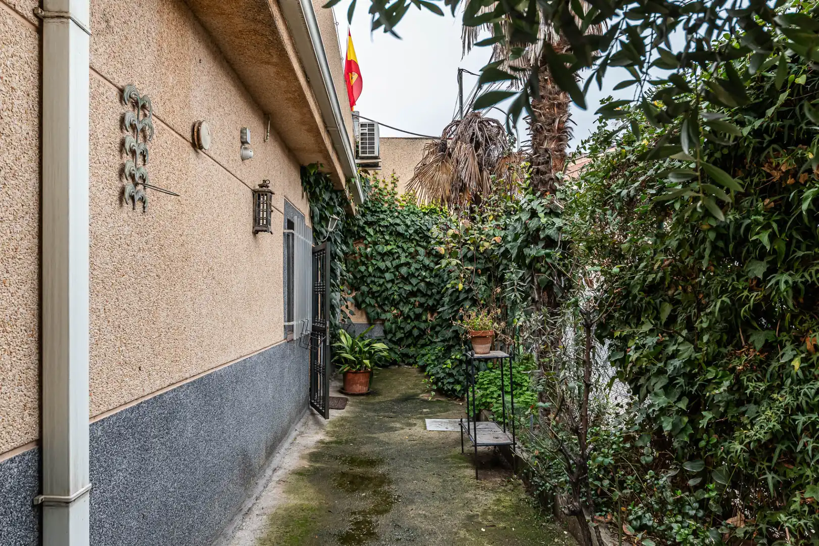 Xalet amb jardí en venda a Calle de Arnedillo, imagen 25