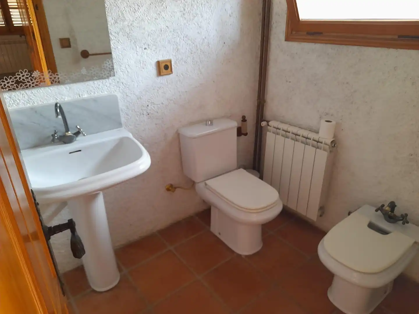 Baño de Casa o chalet de alquiler en Gratallops con Terraza y Balcón