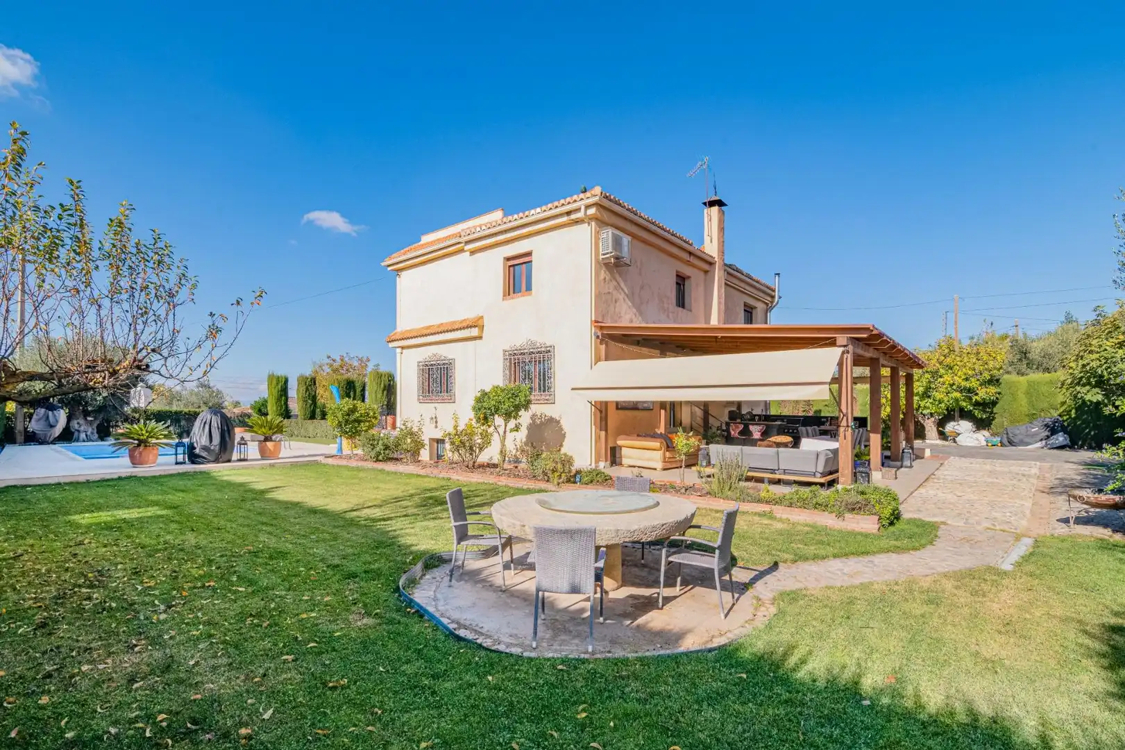Chalet en venta en Gójar, imagen 2