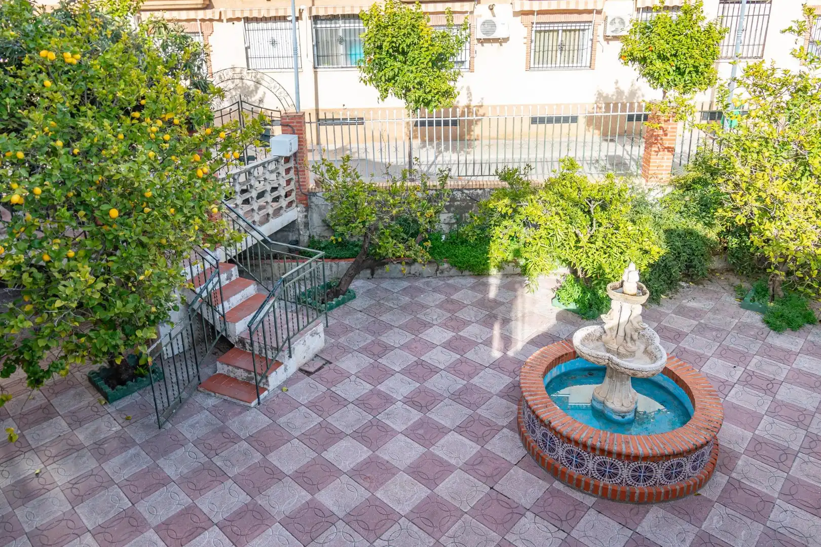 Terraza de Casa o chalet en venta en Vegas del Genil con Calefacción, Jardín privado y Terraza