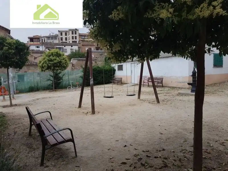 Parkplatz von Haus oder Chalet zum Verkauf in Zamora Capital  mit Heizung