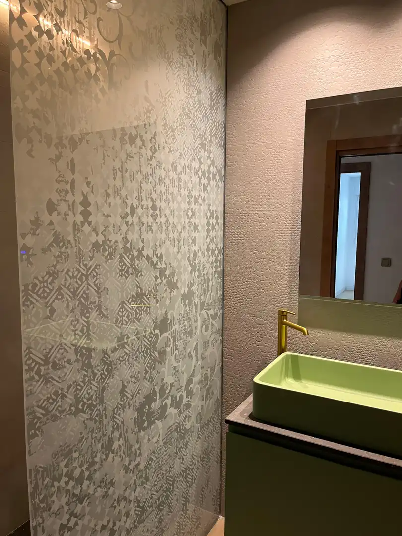 Badezimmer von Wohnung zur Miete in Iturrama