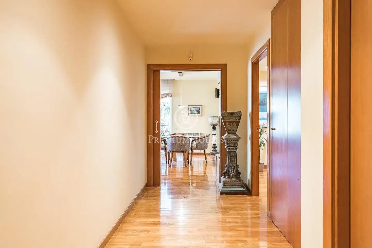 Flat for sale in Esplugues de Llobregat  with Air Conditioner, Heating and Private garden