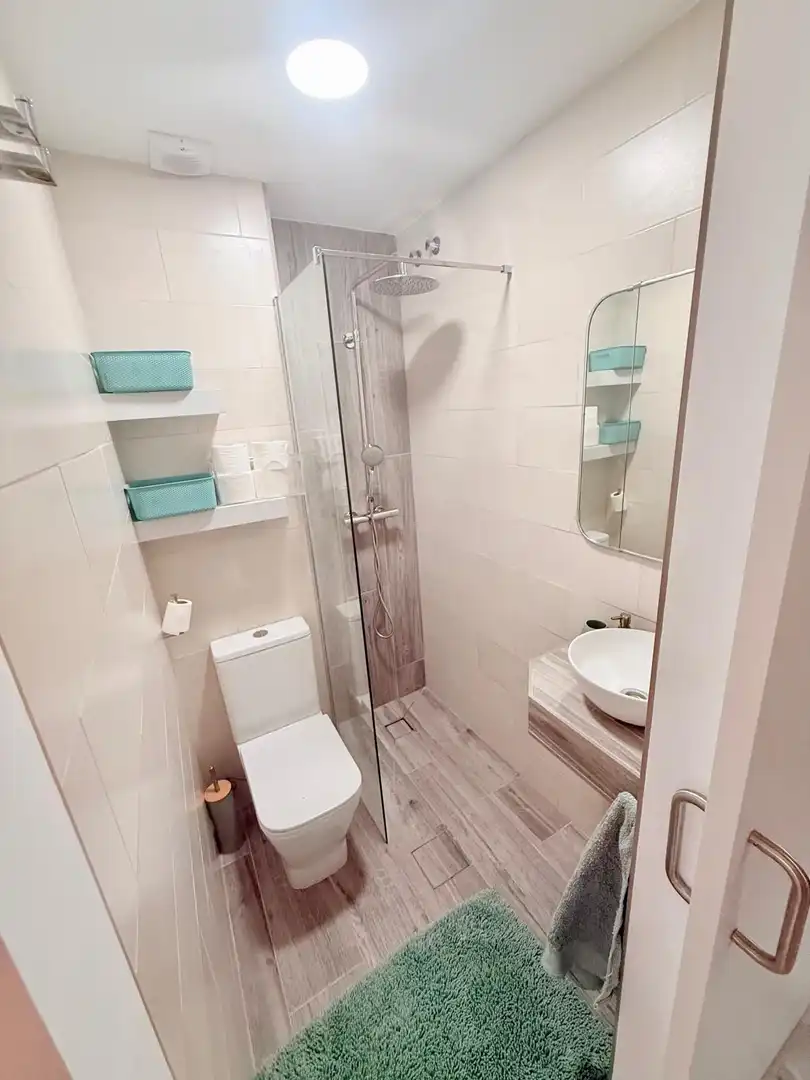 Bany de Apartament de lloguer en Vélez-Málaga amb Piscina comunitària