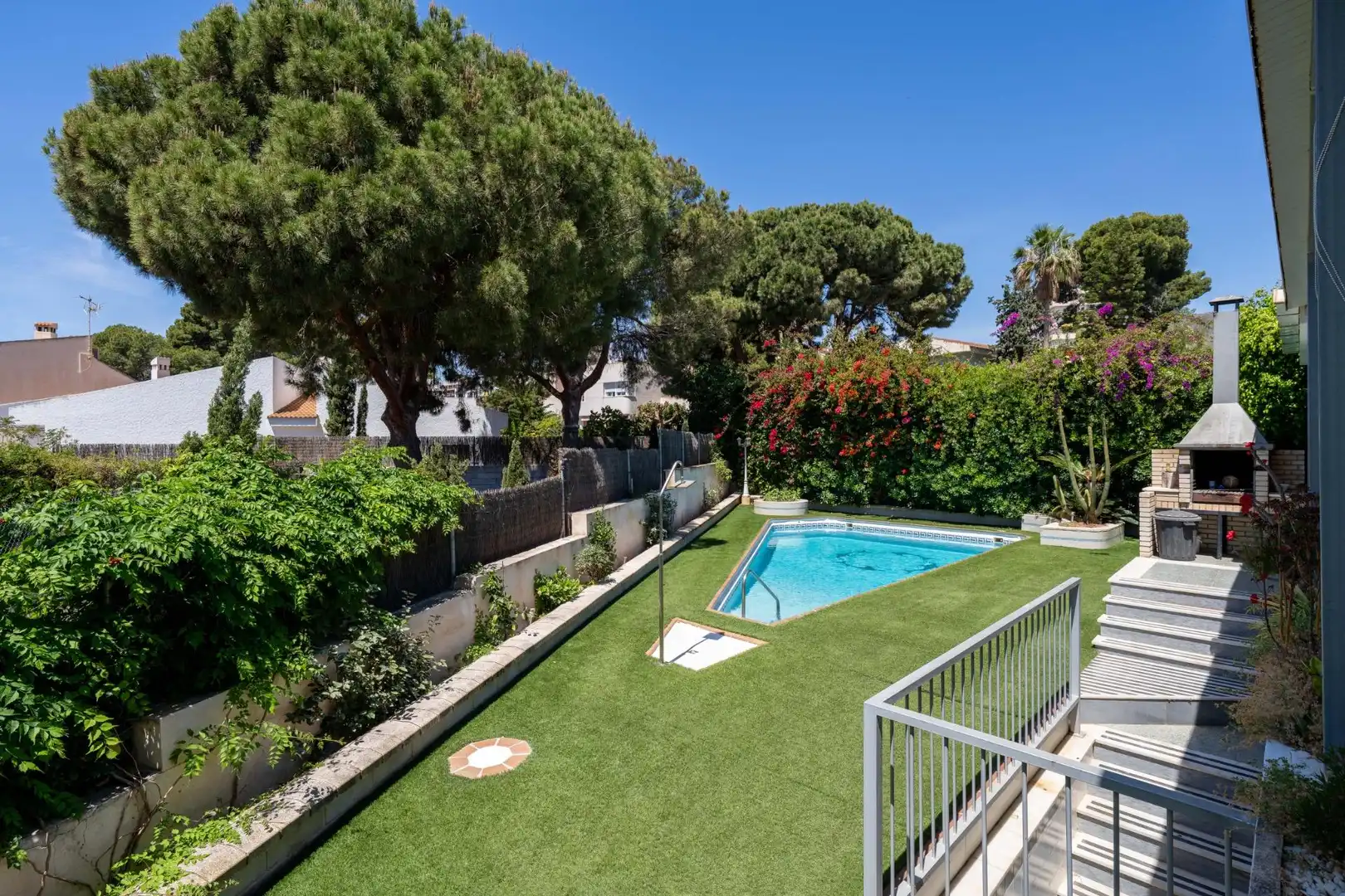 Piscina de Casa o chalet en venta en Roquetas de Mar con Aire acondicionado, Jardín privado y Parquet