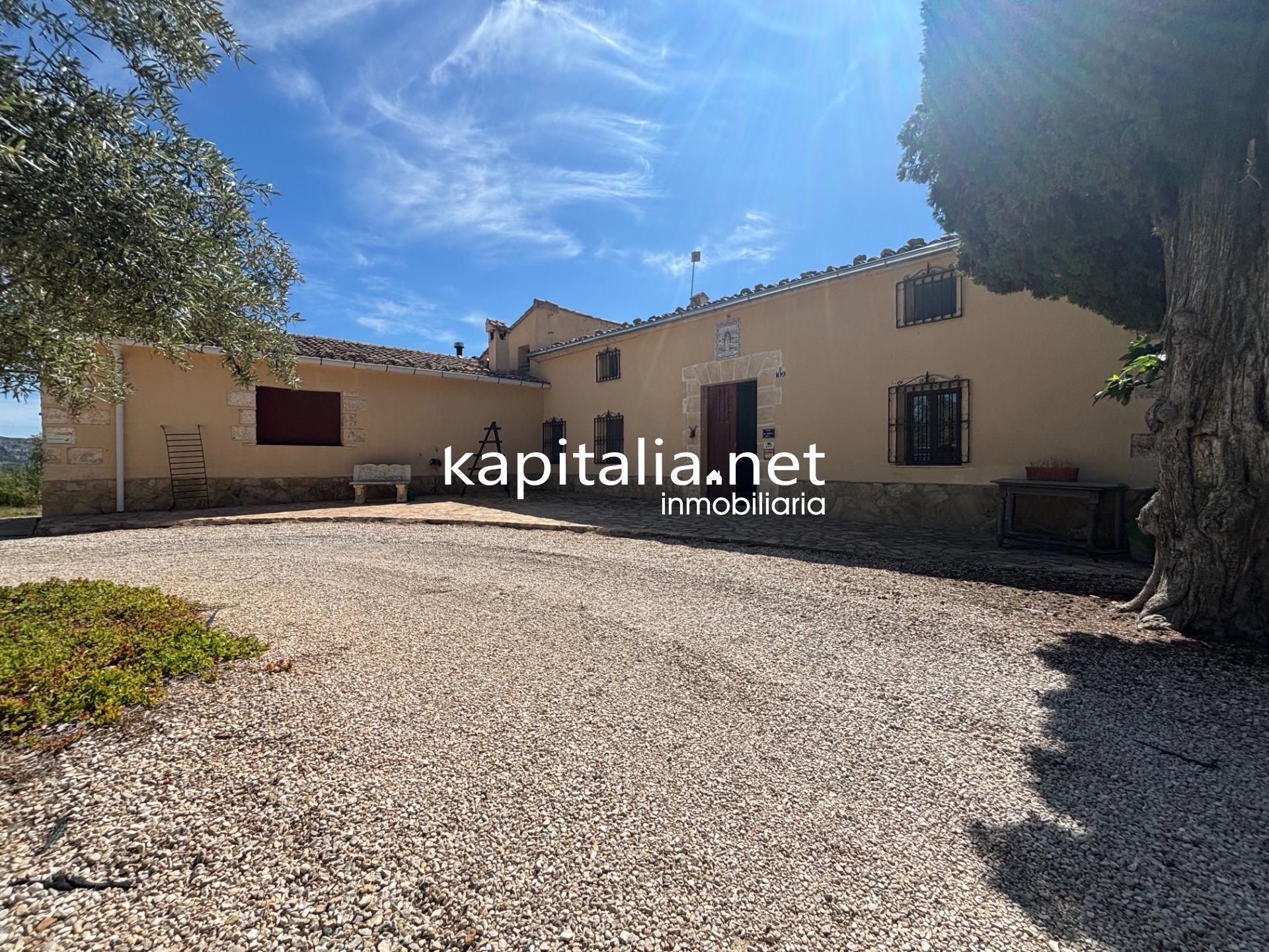 Exterior view of Country house for sale in Alcoy / Alcoi  with Heating, Private garden and Terrace