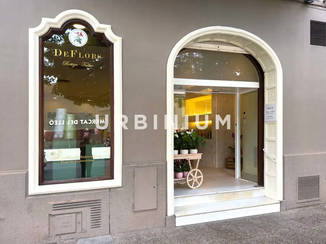Business premises to rent in Plaça Calvet i Rubalcaba