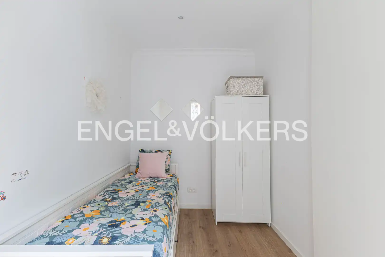 Habitación de Piso en venta en Barcelona con Calefacción, Parquet y Balcón