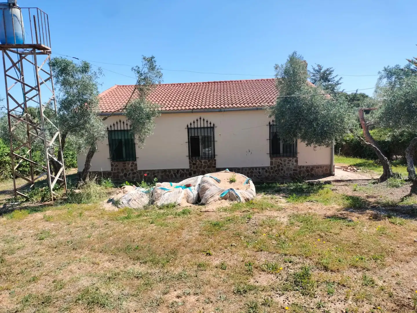 Vista exterior de Casa o chalet en venta en Almodóvar del Campo con Aire acondicionado, Calefacción y Terraza