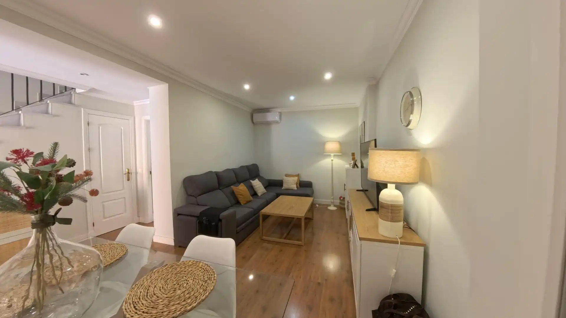 Casa adosada en venda a Calle Calle Escritora María Zambrano, Camposoto - Gallineras