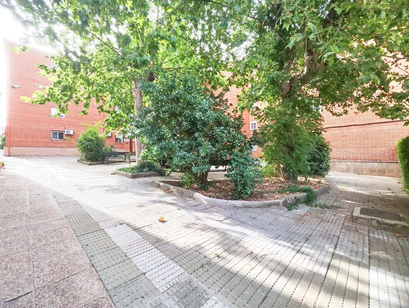 Aparcament de Pis en venda en Puertollano amb Jardí privat, Parquet i Moblat