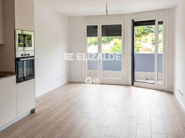 Wohnung mit Balkon zum Verkauf in Iñiguez de Karkizano