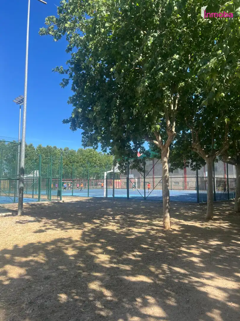Parking de Piso en venta en Aranda de Duero con Calefacción