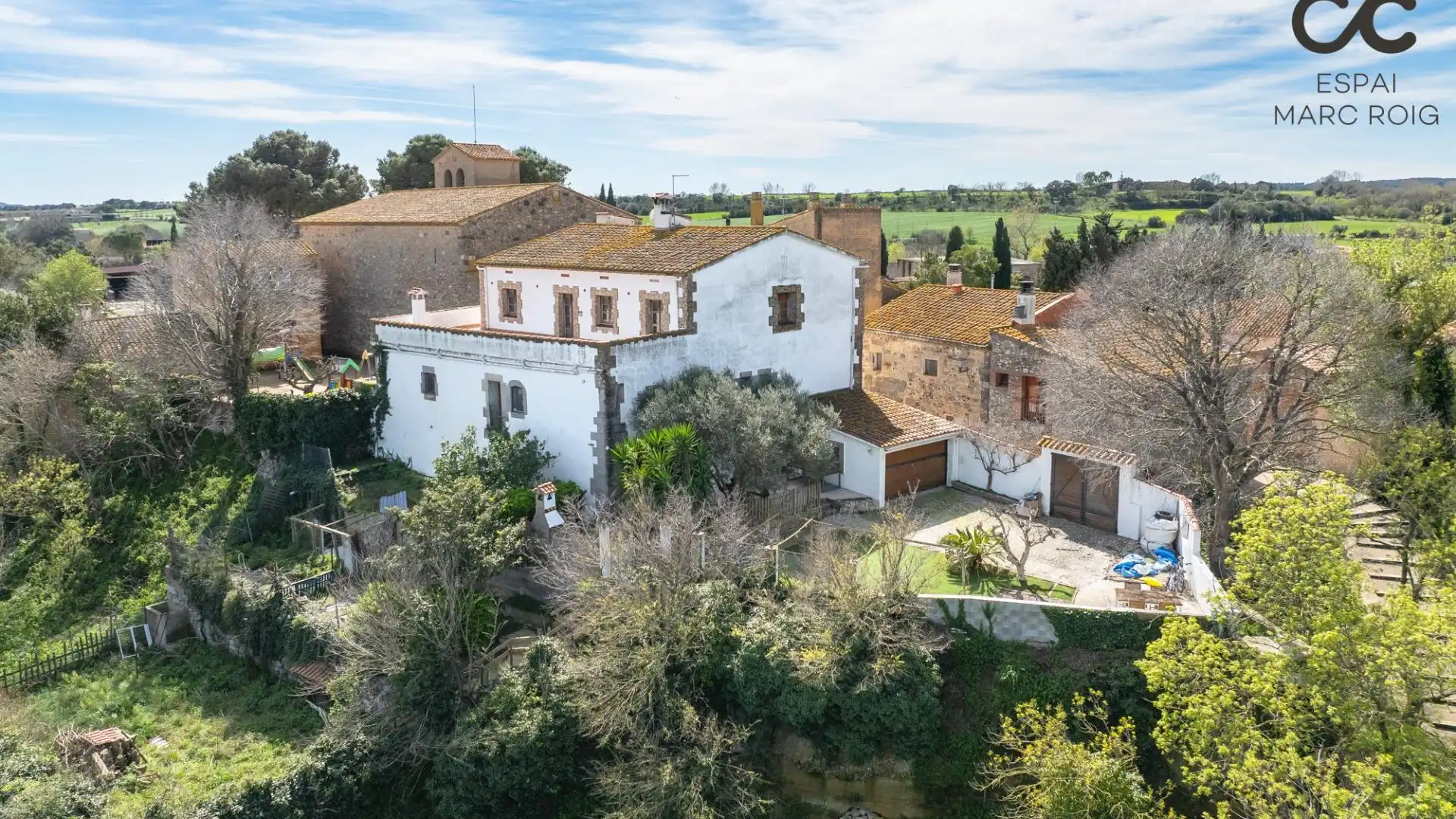 Vista exterior de Finca rústica en venda en Siurana amb Calefacció, Jardí privat i Terrassa