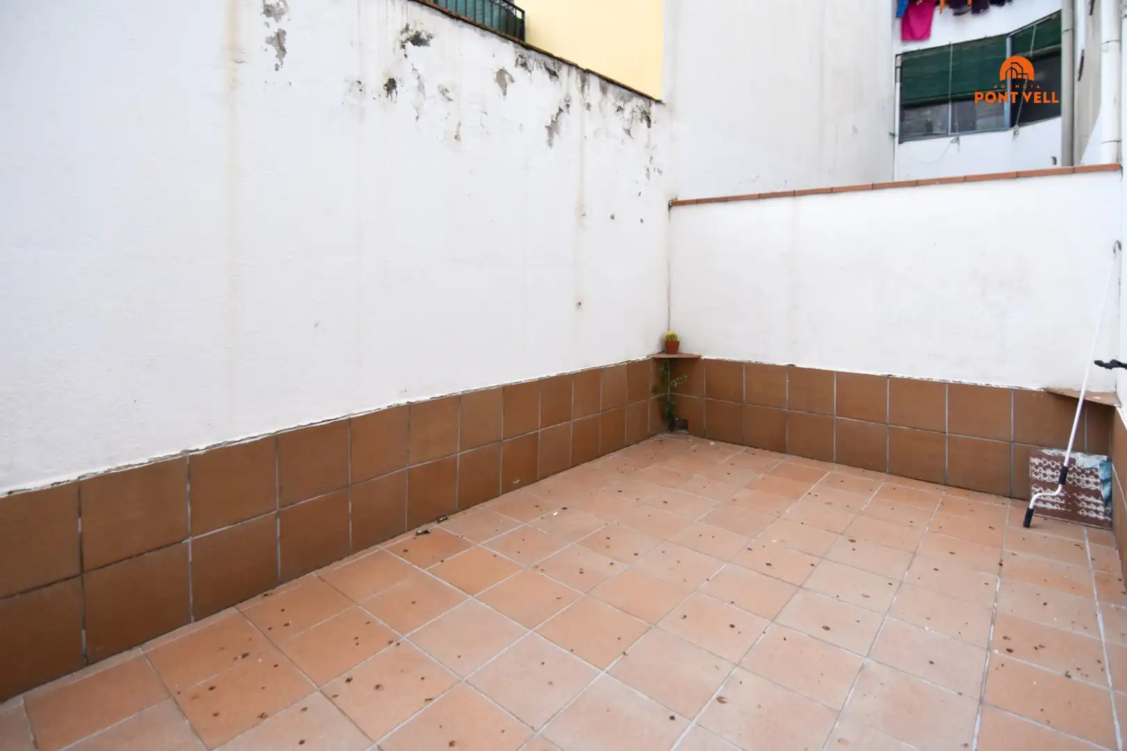 Terraza de Piso en venta en La Bisbal d'Empordà con Calefacción, Terraza y Balcón