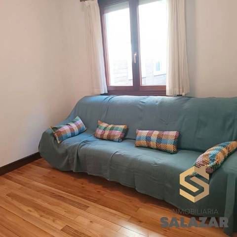 Piso en Alquiler en Rafaela Ybarra Kalea en San Pedro de Deusto - La Ribera