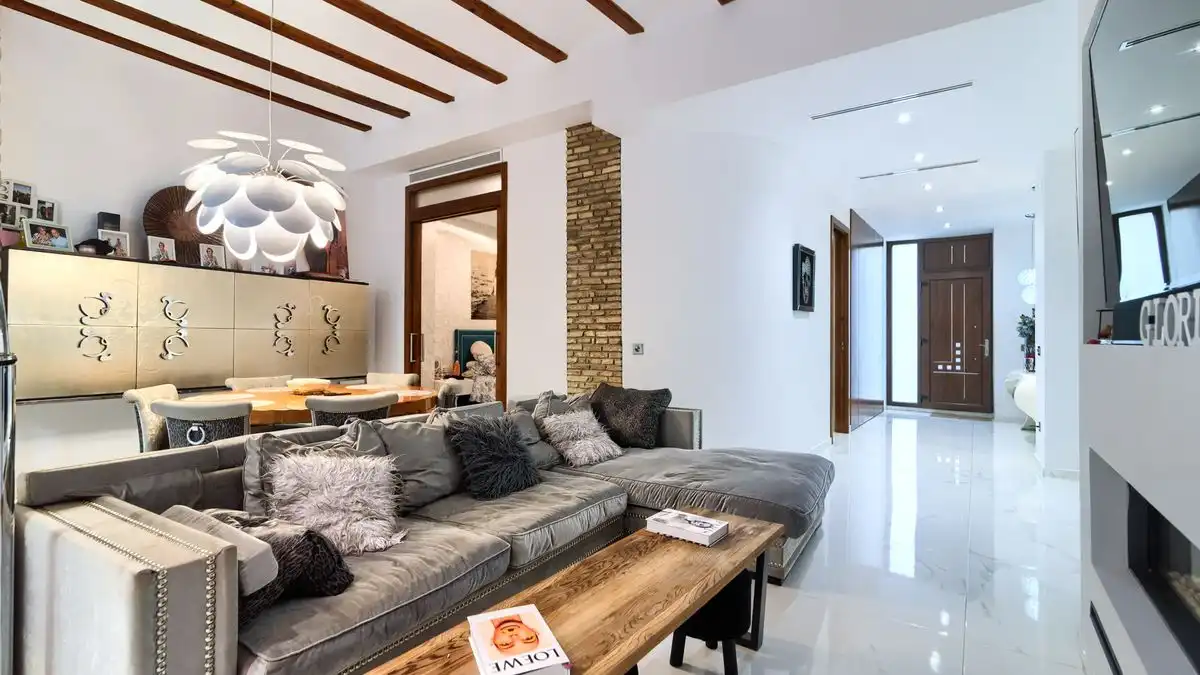 Duplex with terrace for sale in Carrer del Doctor Monserrat, imagen 7