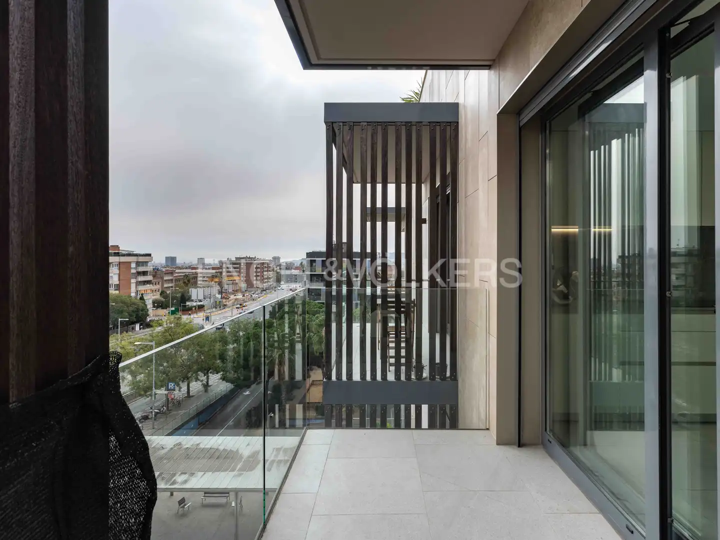 Balcony of Attic for rent in Barcelona  with Air Conditioner, Heating and Parquet flooring