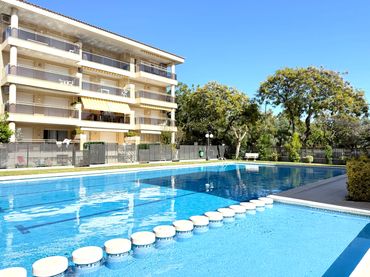 Pis amb piscina en venda a Carrer Anoia
