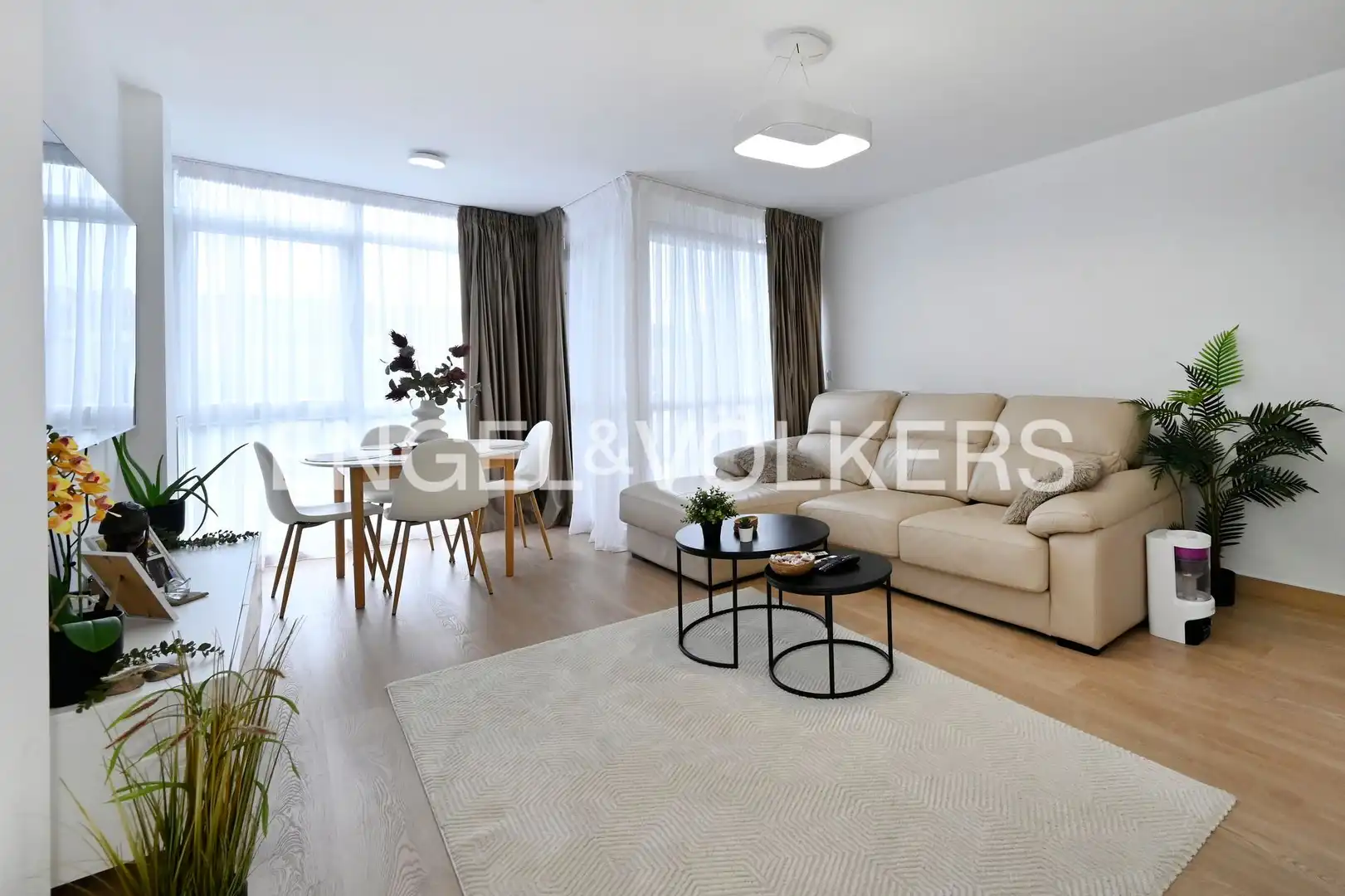 Living room of Flat for sale in Camargo  with Heating, Terrace and Storage room