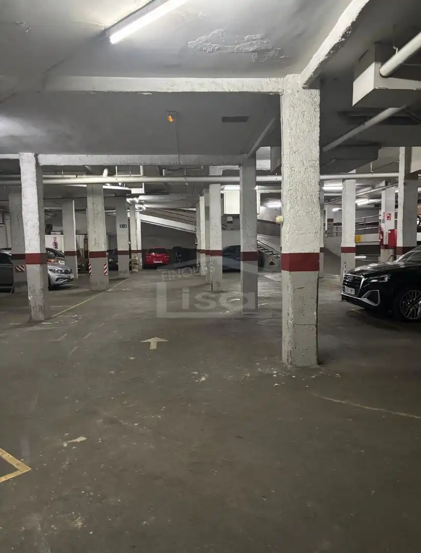 Aparcament de Garatge en venda en Barcelona