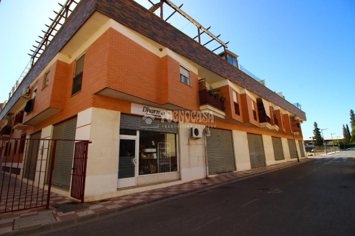 Vista exterior de Local en venda en Churriana de la Vega