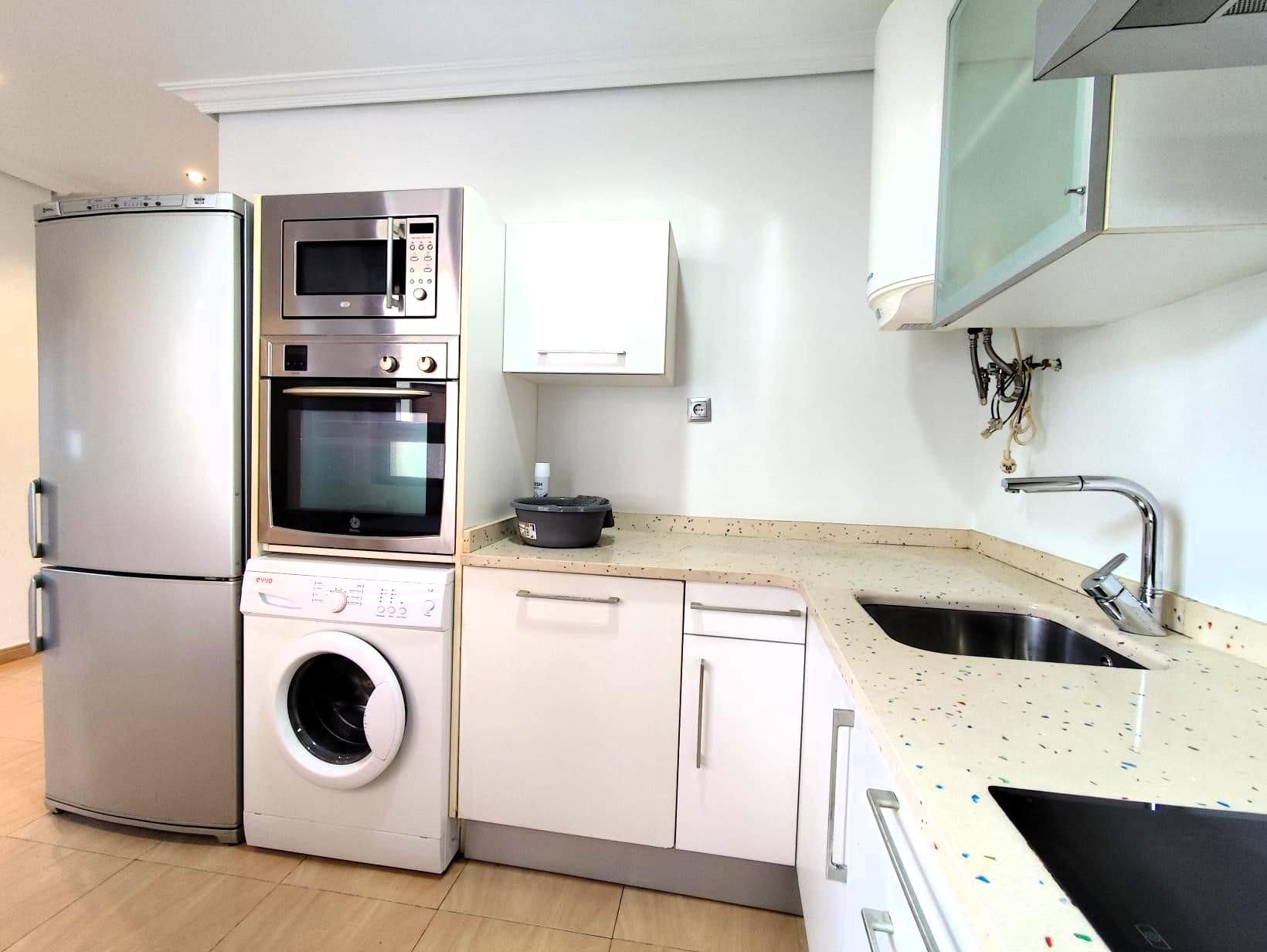 Cuina de Planta baixa en venda en Santa María de Cayón amb Calefacció, Balcó i Piscina comunitària