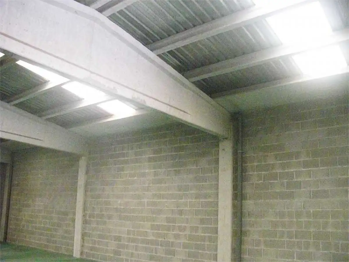 Nave industrial en venta en Cubelles