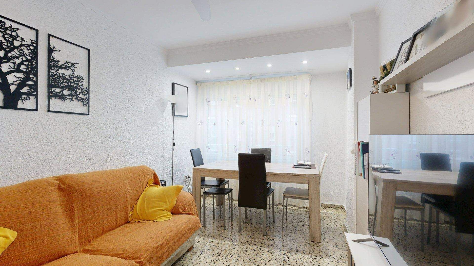 Exterior view of Flat for sale in  Zaragoza Capital  with Terrace and Balcony